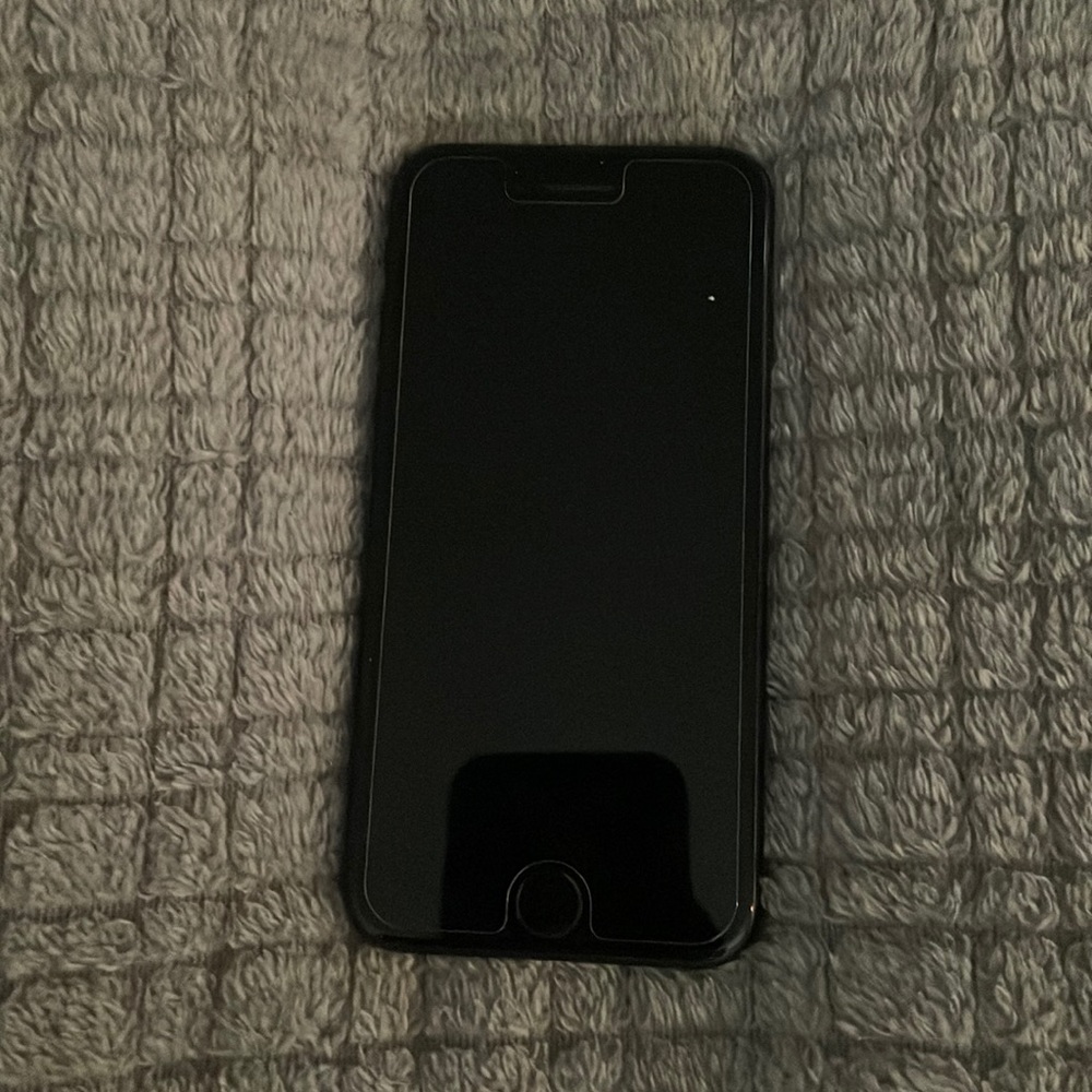 iPhone SE For Sale!